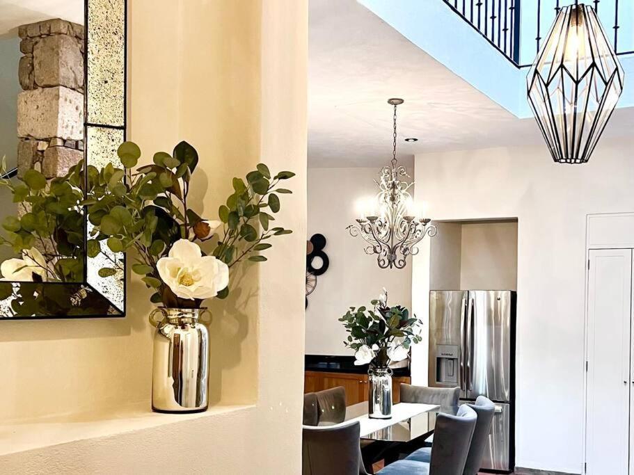 Elegant 3Br Home With Rooftop & Grill In Centro San Miguel Σαν Μιγκέλ ντε Αγιέντε Εξωτερικό φωτογραφία