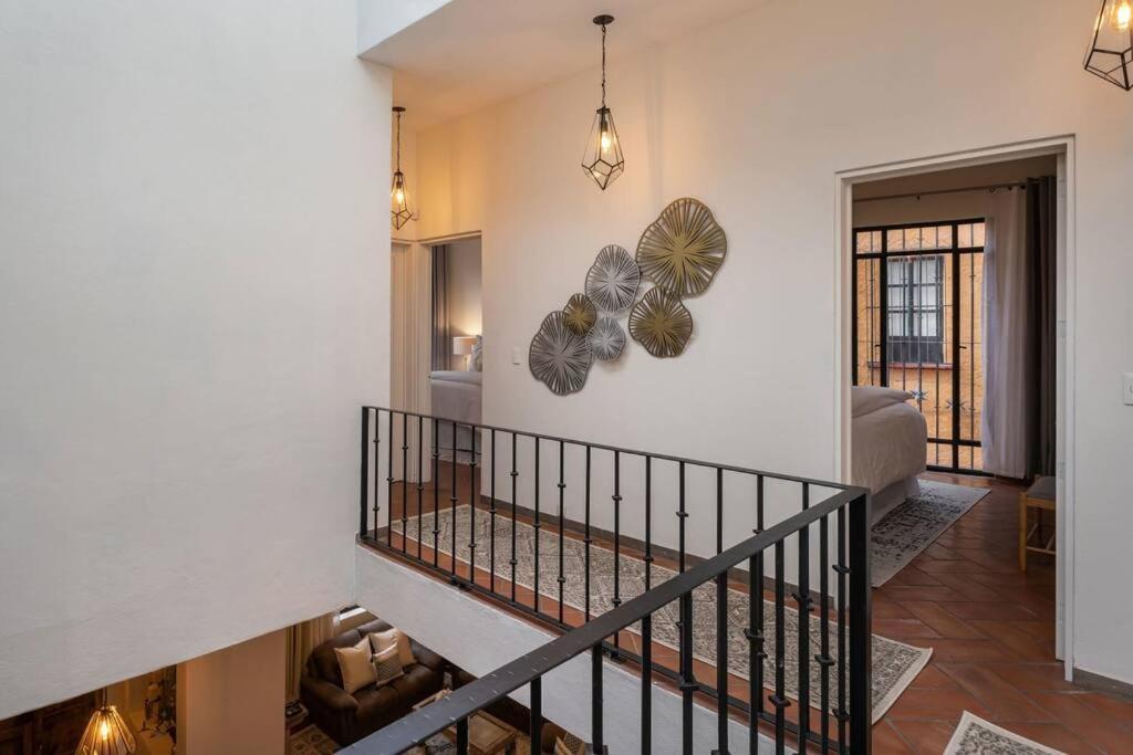 Elegant 3Br Home With Rooftop & Grill In Centro San Miguel Σαν Μιγκέλ ντε Αγιέντε Εξωτερικό φωτογραφία